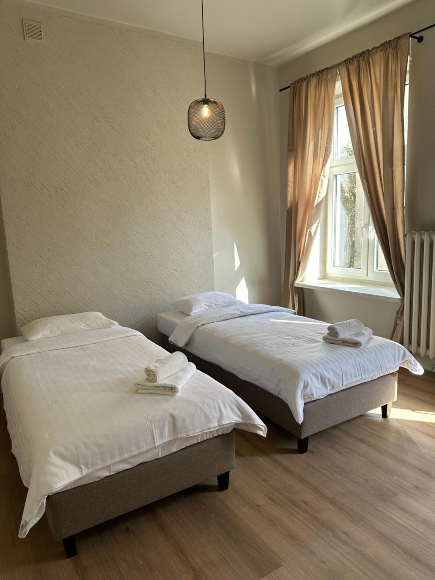 Hotelik Relax H360 Łódź Esterno foto