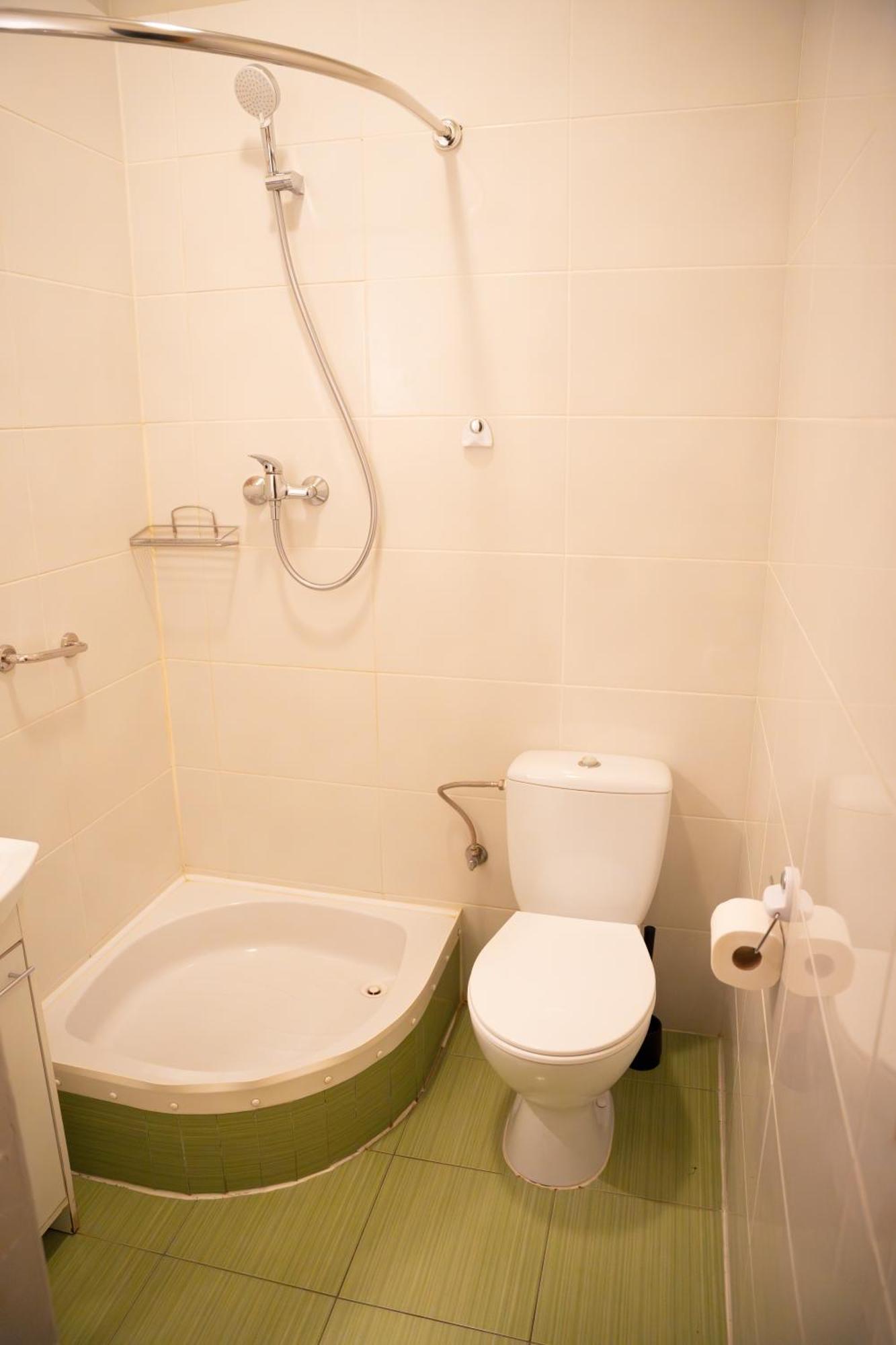 Hotelik Relax H360 Łódź Esterno foto