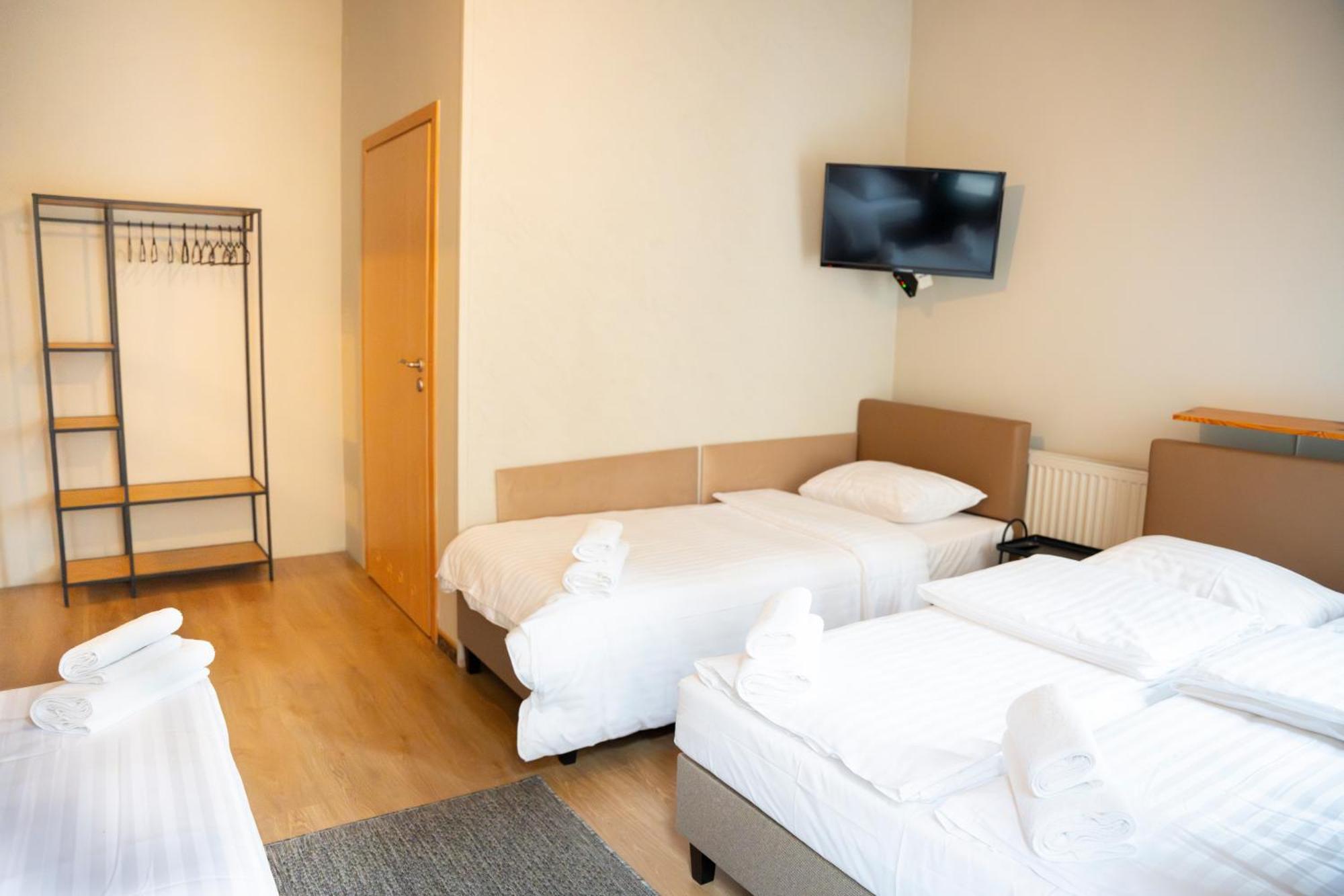 Hotelik Relax H360 Łódź Esterno foto